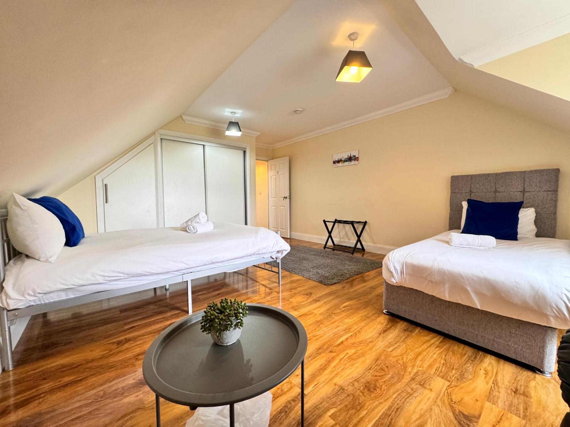 Relaxing Airport Rooms Стэнвэлл Экстерьер фото